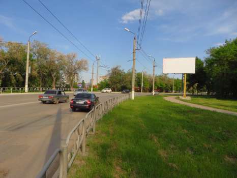 Фотография рекламного носителя, тип: Билборд 3x6, адрес: Кирова ул., д.6, Новокуйбышевск, Самарская область, Россия. Сторона А №661753