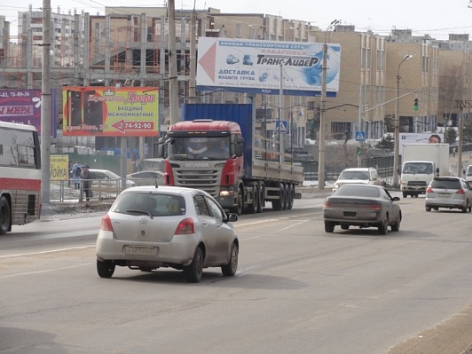 Фотография рекламного носителя, тип: Билборд 3x6, адрес: Большая ул. Х Лазо ул., д.10А, т.1, Хабаровск, Хабаровский край, Россия. Сторона В №797189