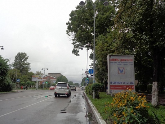 Фотография рекламного носителя, тип: Ситиформат 1.8x1.2, адрес: Чичерина ул., д.85, Уссурийск, Приморский край, Россия. Сторона А №791484