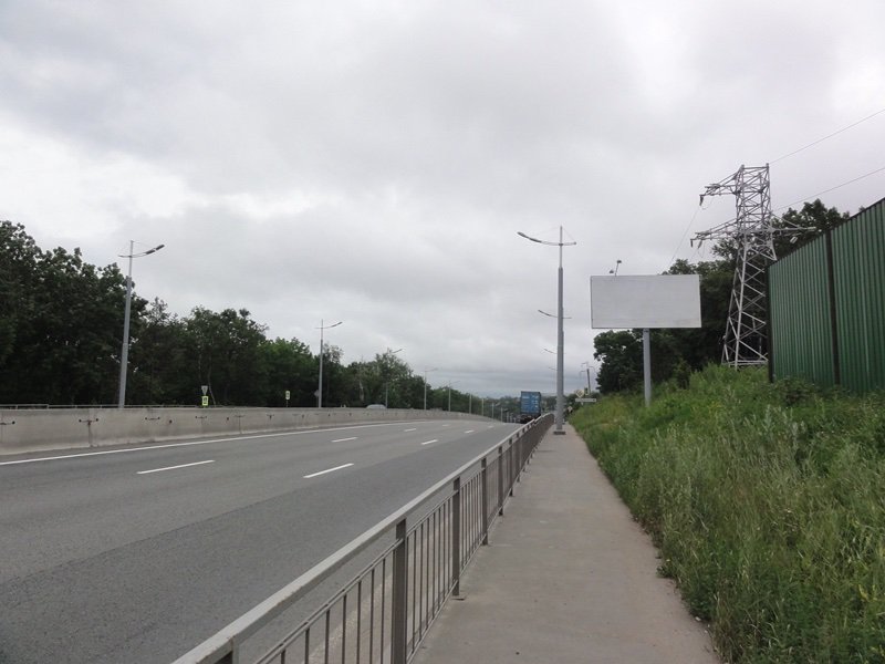 Фотография рекламного носителя, тип: Билборд 3x6, адрес: Маковского ул. Х Чайковского ул., д.12, кафе "Веранда", Владивосток, Приморский край, Россия. Сторона А1 №756687