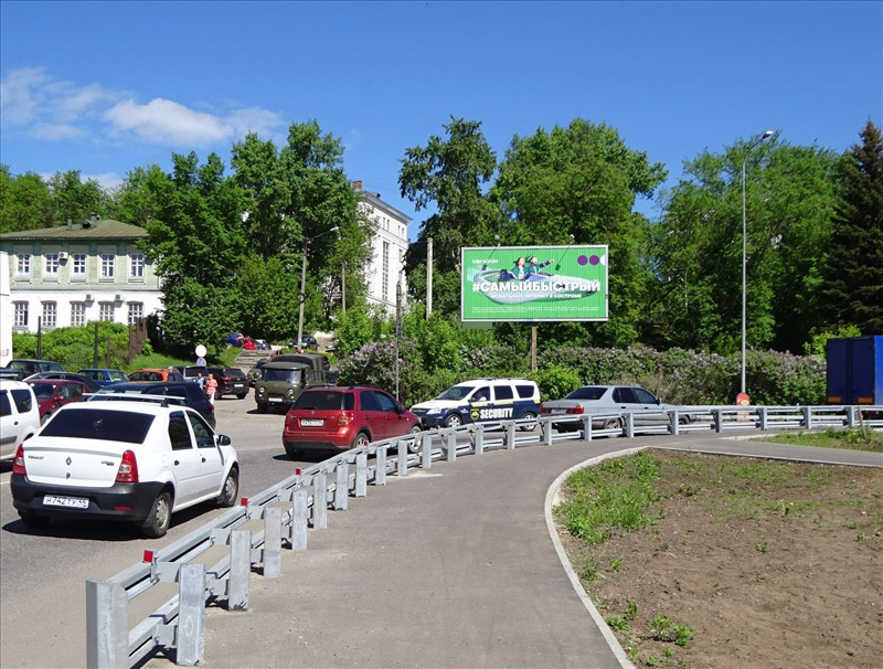 Фотография рекламного носителя, тип: Билборд 3x6, адрес: Овражная ул., в районе онкодиспансера, Кострома, Костромская область, Россия. Сторона A1-A3 №496733