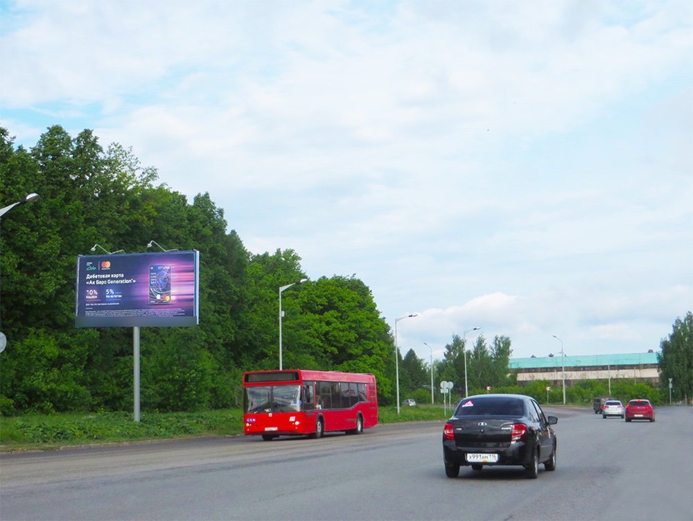 Фотография рекламного носителя, тип: Билборд 3x6, адрес: Родины ул., д.30, корп.3, Казань, Республика Татарстан, Россия. Сторона B №761244
