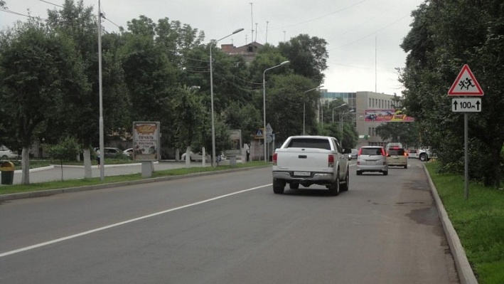 Фотография рекламного носителя, тип: Ситиформат 1.8x1.2, адрес: Ленина ул., д.70, поз.2, Уссурийск, Приморский край, Россия. Сторона В №791479