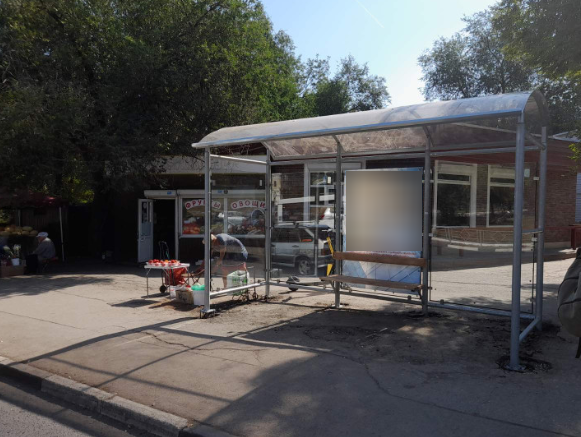 Фотография рекламного носителя, тип: Остановка 1.8x1.2, адрес: Аэродромная ул., д. 113Б Х ул. Карбышева ул., Самара, Самарская область, Россия. Сторона В1 №1079143