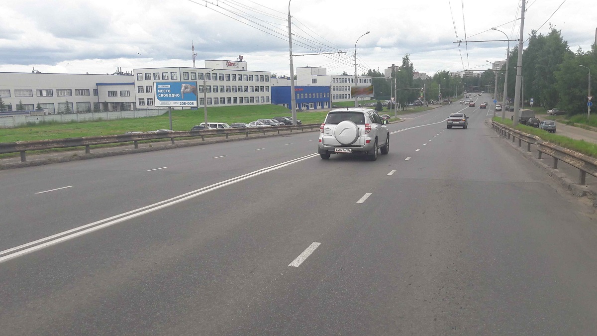 Фотография рекламного носителя, тип: Билборд 3x6, адрес: Фурманова ул., д.21, поз.2, Рыбинск, Ярославская область, Россия. Сторона Б №957150