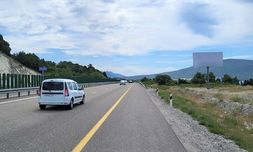 Фотография рекламного носителя, тип: Билборд 3x6, адрес: М-4 "Дон" а/д, 1 528 000м, Геленджик, Краснодарский край, Россия. Сторона A №962126