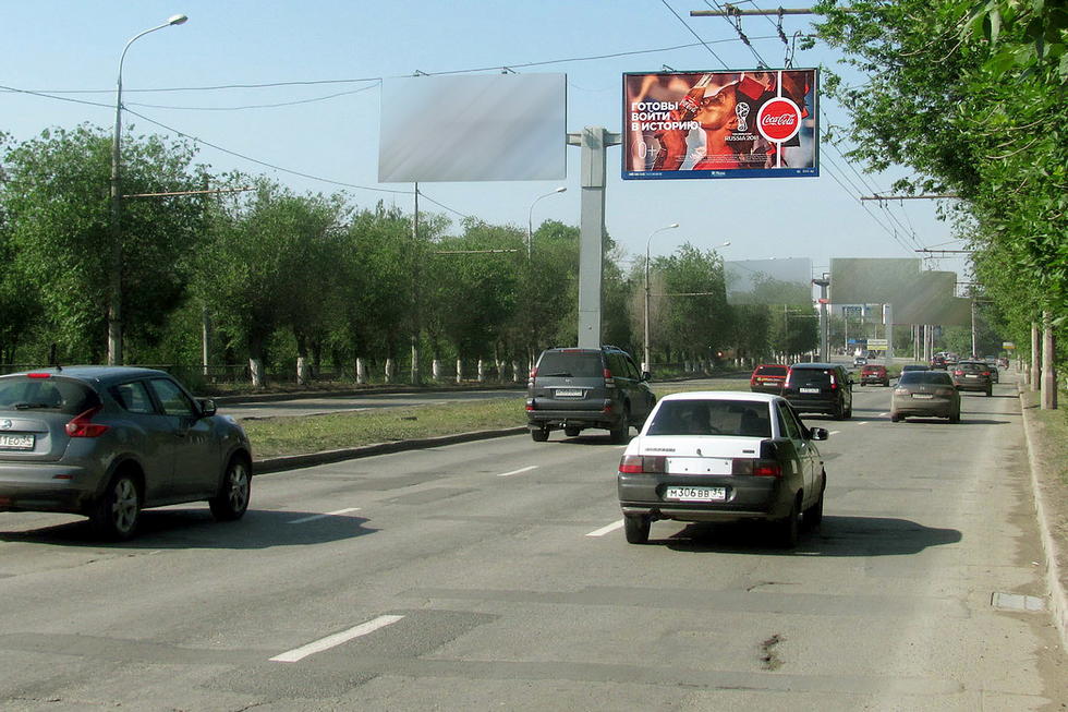Фотография рекламного носителя, тип: Билборд 3x6, адрес: Ленина пр-т. Х Р. Зорге ул., Волгоград, Волгоградская область, Россия. Сторона А3 №337760