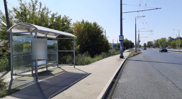 Фотография рекламного носителя, тип: Остановка 1.8x1.2, адрес: Новокуйбышевское ш., "Ильинская церковь" ост., Самара, Самарская область, Россия. Сторона В2 №1080287