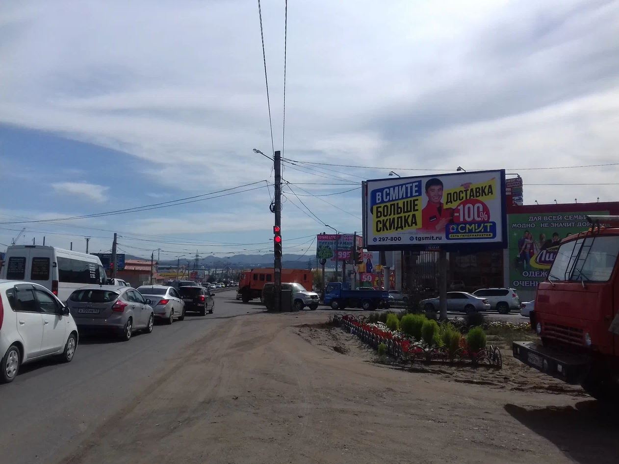 Фотография рекламного носителя, тип: Билборд 3x6, адрес: Автомобилистов пр-т. Х Ботаническая ул., Улан-Удэ, Республика Бурятия, Россия. Сторона A №979273