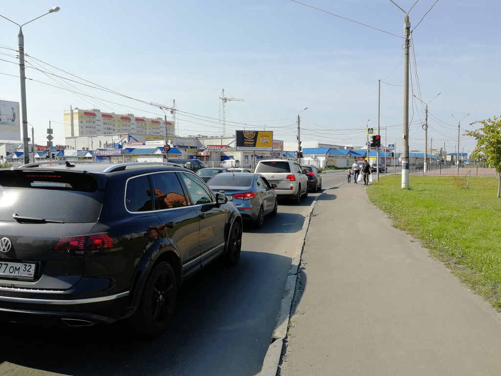 Фотография рекламного носителя, тип: Билборд 3x6, адрес: 2-я Мичурина ул. Х Чернышевского ул., Брянск, Брянская область, Россия. Сторона B №857852