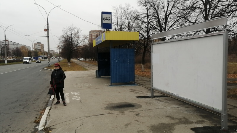 Фотография рекламного носителя, тип: Афиша 1.75x1.8, адрес: Революционная ул., ООТ «1000 мелочей», поз.2, Тольятти, Самарская область, Россия. Сторона A1 №1093946