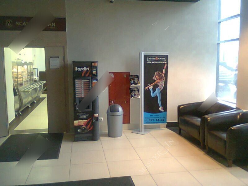 Фотография рекламного носителя, тип: Диспенсер листовок, адрес: Бизнес-центр «Scandic/Скандик», Революции ш., д.69А, Санкт-Петербург, Россия. Сторона/вариант №657547