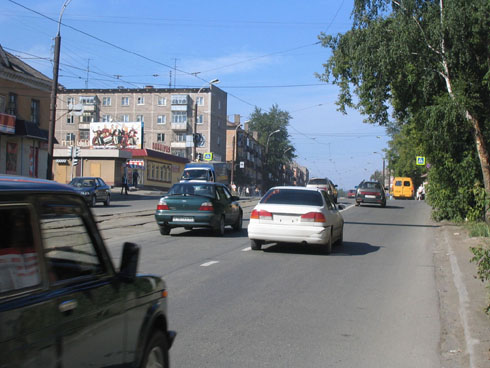 Фотография рекламного носителя, тип: Билборд 3x6, адрес: Космонавтов ул. Х Красноармейская ул., д.153, Нижний Тагил, Свердловская область, Россия. Сторона B №484514