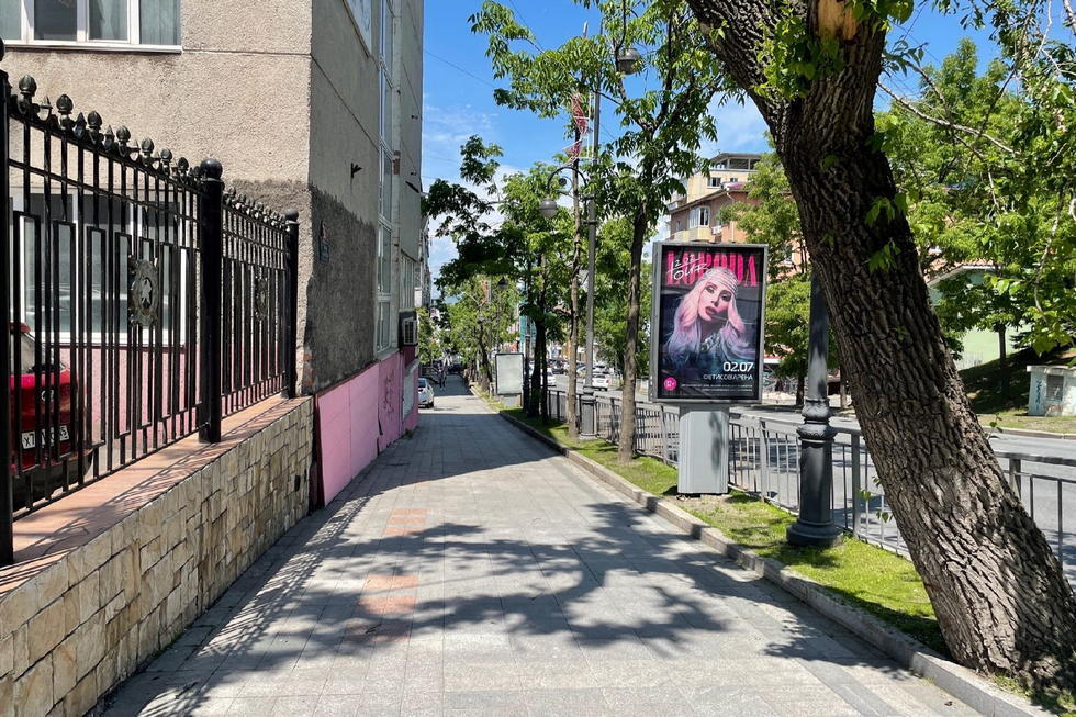 Фотография рекламного носителя, тип: Ситиформат 1.8x1.2, адрес: Семеновская ул., д.36, Владивосток, Приморский край, Россия. Сторона Б №329097