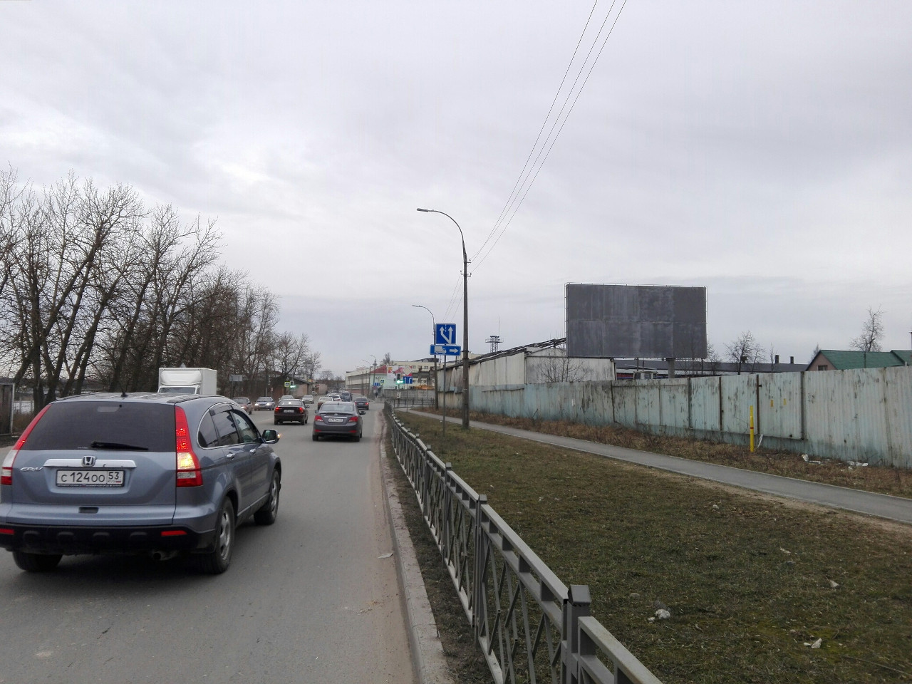 Фотография рекламного носителя, тип: Билборд 3x6, адрес: Вокзальная ул. Х 128 Стрелковая дивизия ул., Псков, Псковская область, Россия. Сторона A №882862