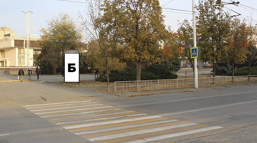 Фотография рекламного носителя, тип: Пиллар 3x1.4, адрес: Курчатова пр-т., р-н площади ДК Курчатова, Волгодонск, Ростовская область, Россия. Сторона Б №1034949