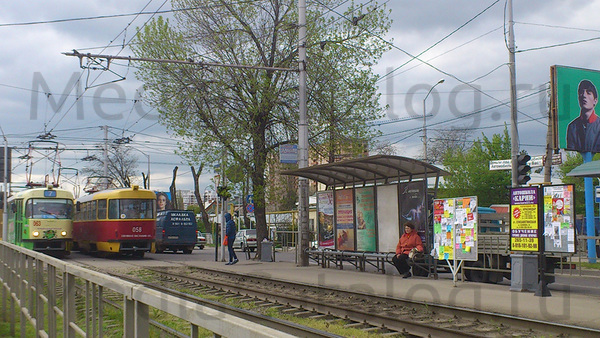 Фотография рекламного носителя, тип: Остановка 1.8x1.2, адрес: Тургенева ул., ост."Калинина", Краснодар, Краснодарский край, Россия. Сторона A3 №1010855