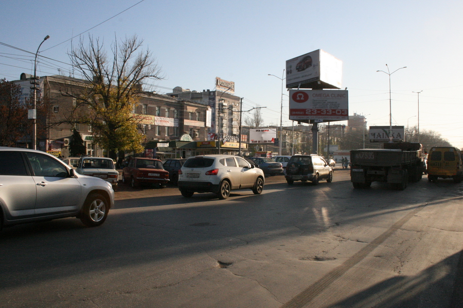 Фотография рекламного носителя, тип: Билборд 3x6, адрес: Колхозная пл., Саратов, Саратовская область, Россия. Сторона B №418416