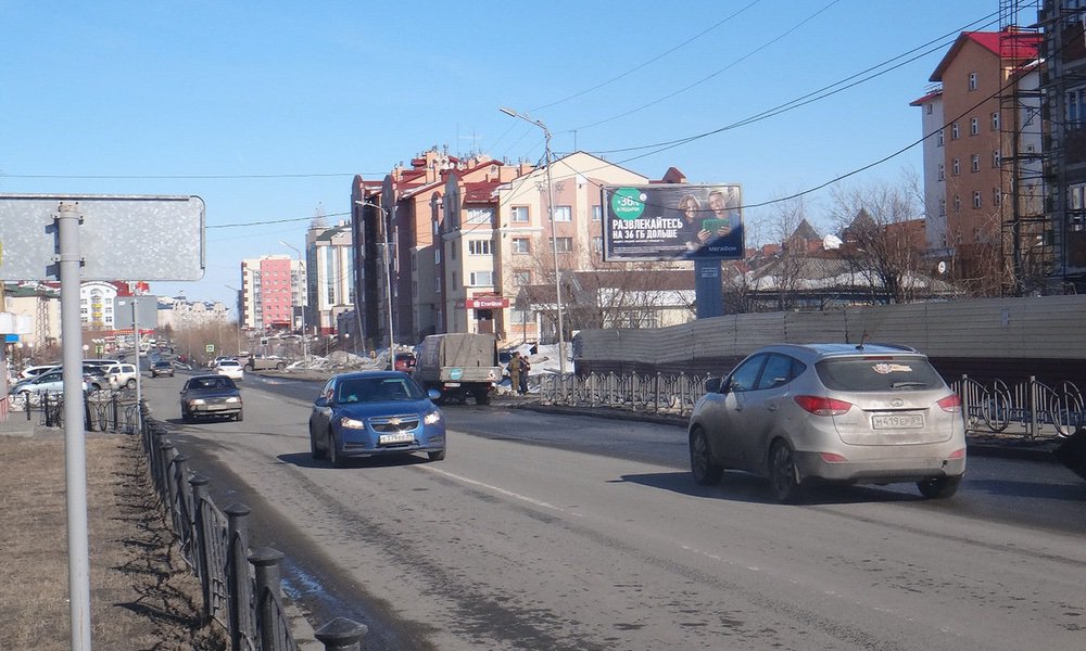 Фотография рекламного носителя, тип: Билборд 3x6, адрес: Свердлова ул., Салехард, Ямало-Ненецкий автономный округ, Россия. Сторона А №678033