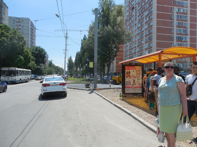 Фотография рекламного носителя, тип: Остановка 1.8x1.2, адрес: Зорге ул., ост. СовР "Кустанайская", поз.1, Ростов-на-Дону, Ростовская область, Россия. Сторона А1-А5 №622151