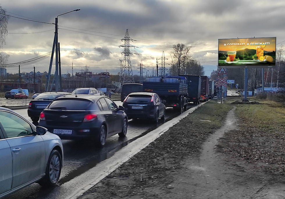 Фотография рекламного носителя, тип: Билборд 3x6, адрес: Галичская ул., ж/д переезд, поз. 1, Кострома, Костромская область, Россия. Сторона А №1024205