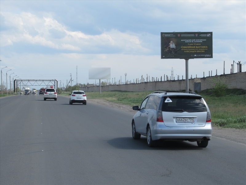 Фотография рекламного носителя, тип: Билборд 3x6, адрес: Пушкина ул., 330м до пересечения ул.87-й Гвардейской, в районе ГСК "Вега", справа при движении из центра, Волгоград, Волгоградская область, Россия. Сторона А №712750