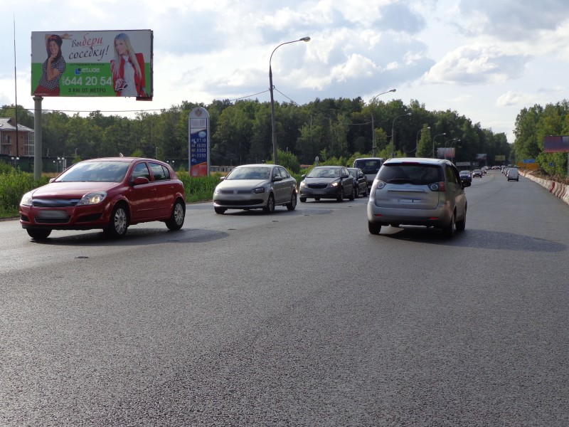 Фотография рекламного носителя, тип: Билборд 3x6, адрес: Пятницкое ш., 53 990м, Московская область, Россия. Сторона Б №464327