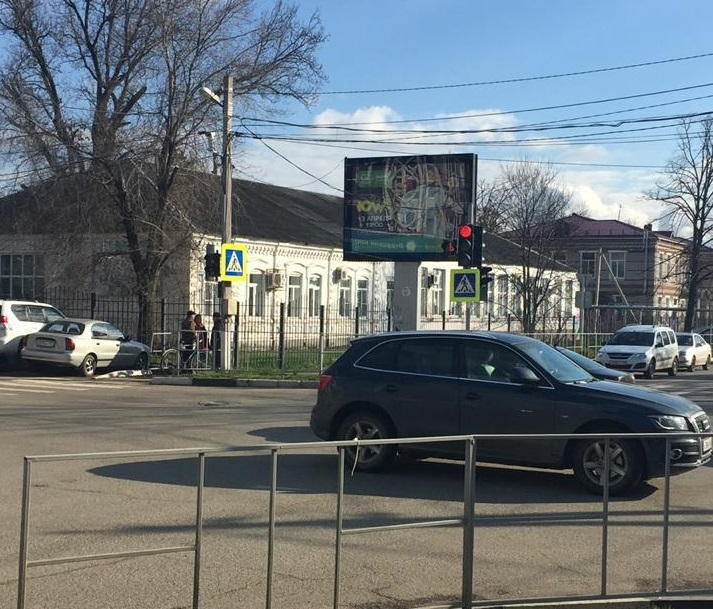 Фотография рекламного носителя, тип: Ситиборд 2.7x3.7, адрес: Ленина ул. Х Братская ул., поз.1, Тимашёвск, Краснодарский край, Россия. Сторона Б1-Б5 №1021241