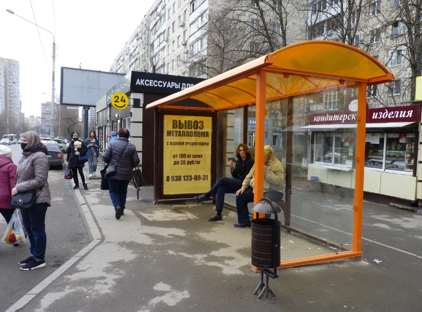 Фотография рекламного носителя, тип: Остановка 1.8x1.2, адрес: Добровольского ул., ост. ВорР "Добровольского, 5", Ростов-на-Дону, Ростовская область, Россия. Сторона А №1097676