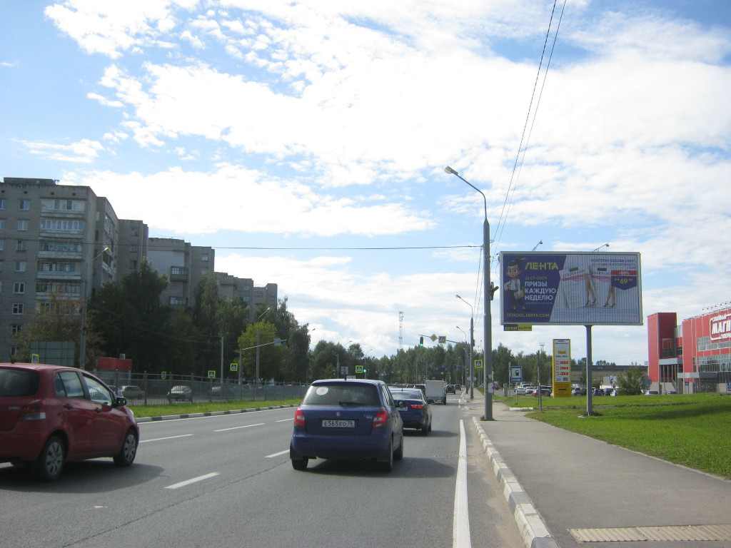 Фотография рекламного носителя, тип: Билборд 3x6, адрес: Авиаторов пр-т., 163б, 100м до гипермаркета "Магнит", Ярославль, Ярославская область, Россия. Сторона А1-А3 №794120