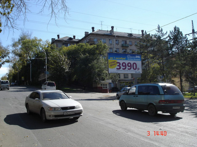 Фотография рекламного носителя, тип: Билборд 3x6, адрес: Советская ул., д.1 Х Калинина ул., Хабаровск, Хабаровский край, Россия. Сторона A1-А10 №482051