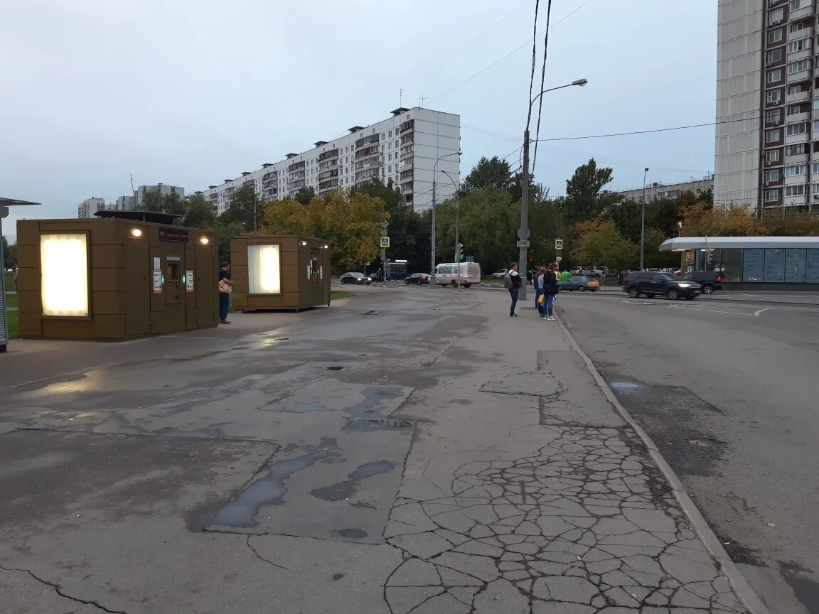 Фотография рекламного носителя, тип: Ситиформат 1.8x1.2, адрес: Кировоградская ул., вл.11, поз.2, Москва, Россия. Сторона А №949224