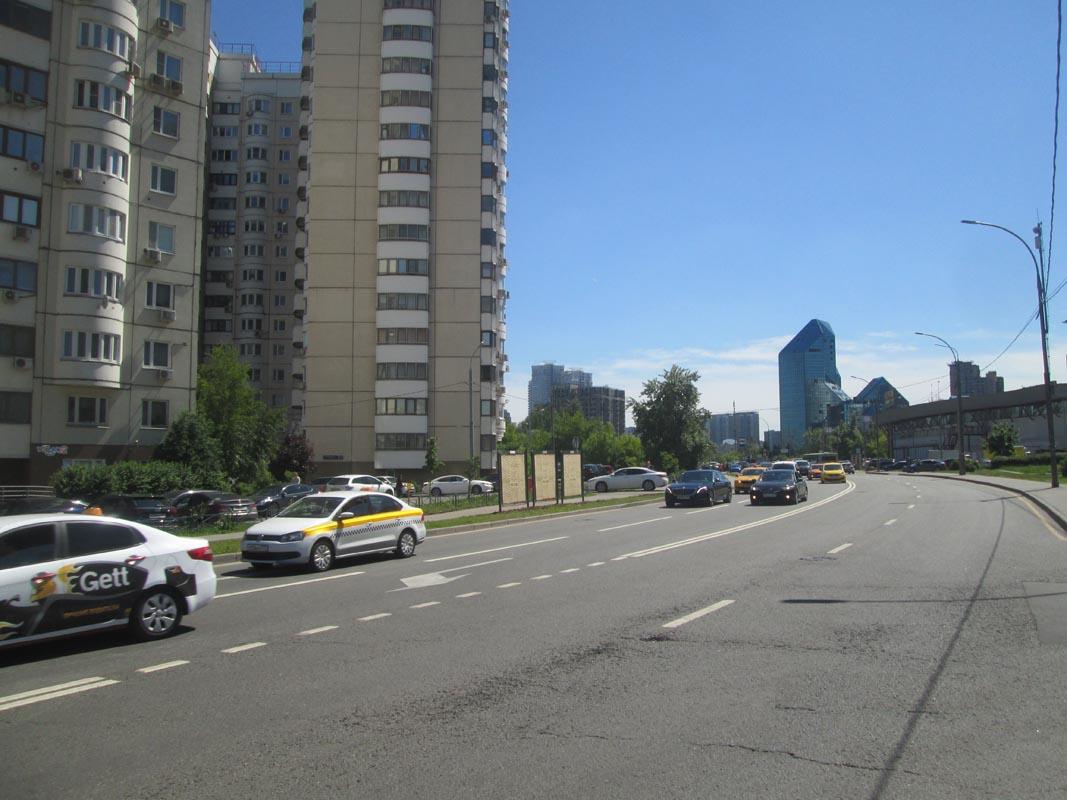 Фотография рекламного носителя, тип: Афиша 1.75x1.8, адрес: Коштоянца ул., 47, корп.1, стенд 1, Москва, Россия. Сторона А1 №865293