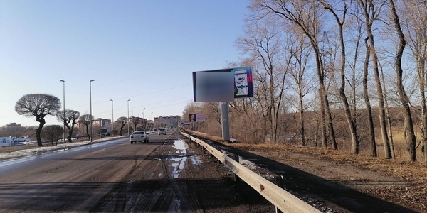 Фотография рекламного носителя, тип: Билборд 3x6, адрес: Уссурийск г., Дамба, поз.4, 665к 465м, Уссурийск, Приморский край, Россия. Сторона А №756884