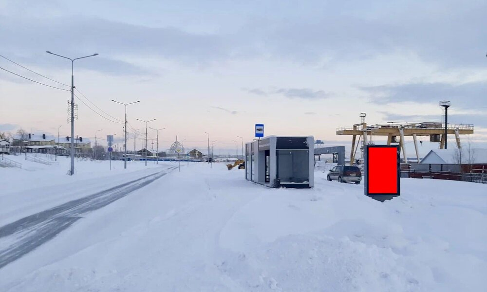 Фотография рекламного носителя, тип: Остановка 1.8x1.2, адрес: Лабытнанги г., Советская ул., д.4, Салехард, Ямало-Ненецкий автономный округ, Россия. Сторона Б №1075688