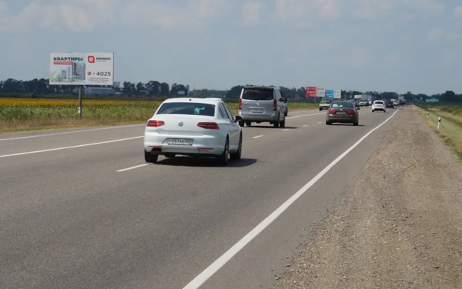 Фотография рекламного носителя, тип: Билборд 3x6, адрес: Краснодар - Славянск-на-Кубани - Крым а/д., 20 855м, Краснодар, Краснодарский край, Россия. Сторона Б №1028177