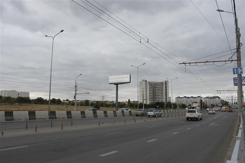 Фотография рекламного носителя, тип: Суперсайт 4x12, адрес: Университетский пр-т., "Акварель", Волгоград, Волгоградская область, Россия. Сторона B №516888