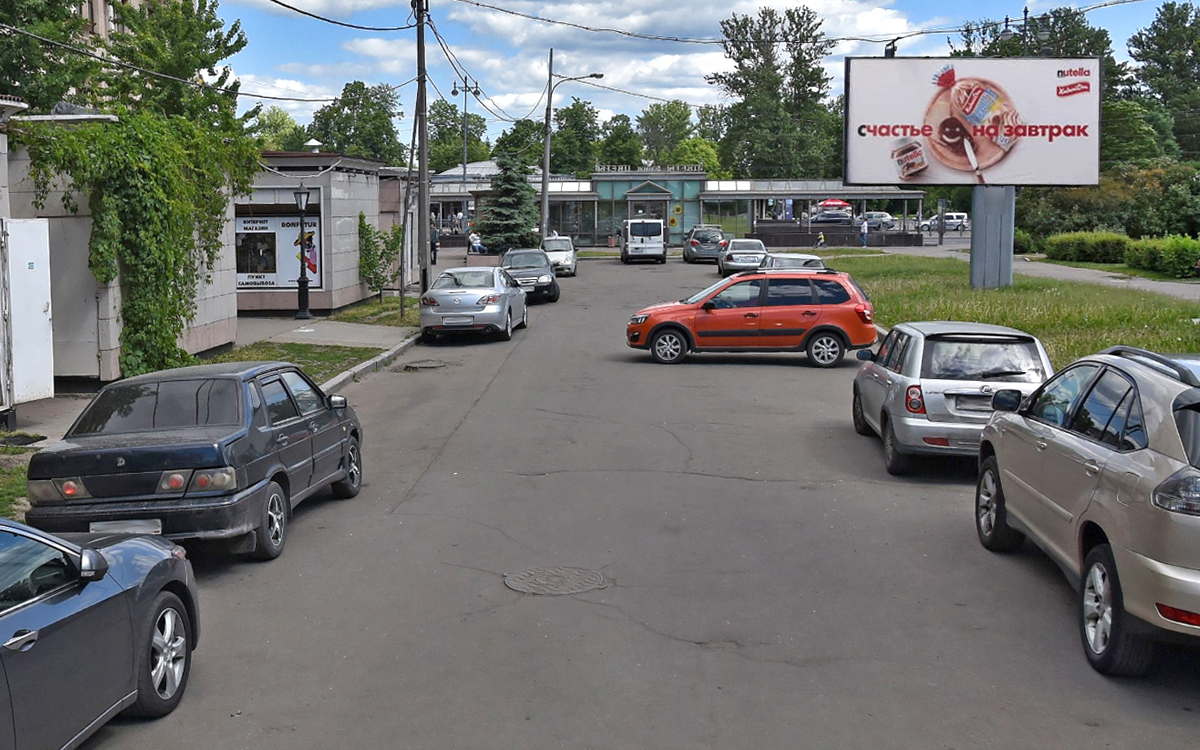 Фотография рекламного носителя, тип: Билборд 3x6, адрес: Бассейная ул., д.20, Санкт-Петербург, Россия. Сторона B №1054172