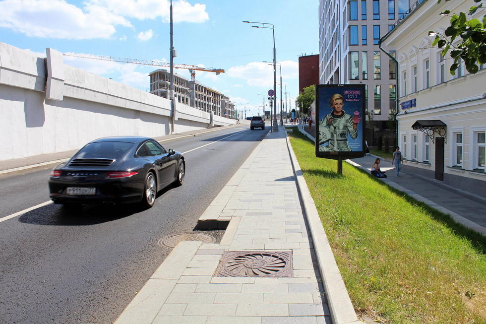 Фотография рекламного носителя, тип: Ситиформат 1.8x1.2, адрес: Земляной Вал ул., д.68с1, Москва, Россия. Сторона А №579994