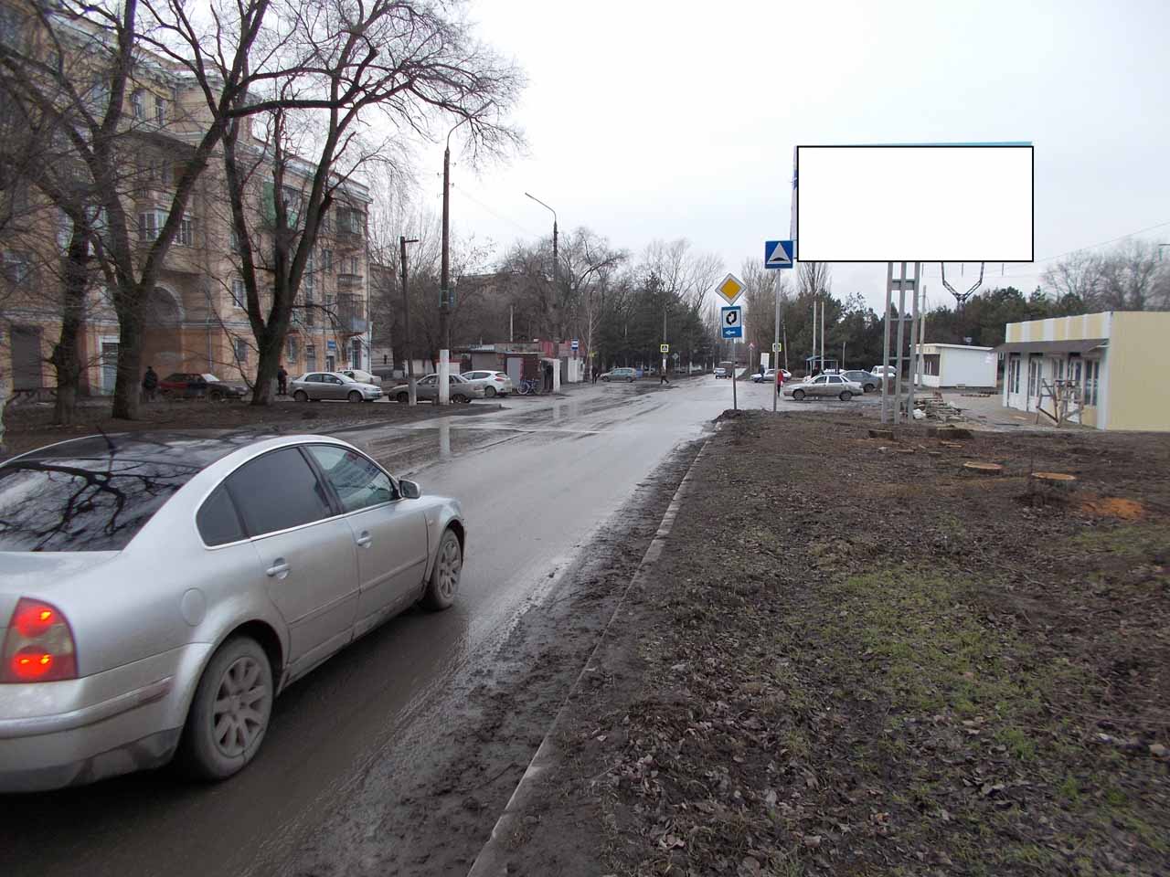 Фотография рекламного носителя, тип: Билборд 3x6, адрес: Высоковольтная ул. Х Гвардейская ул., Новочеркасск, Ростовская область, Россия. Сторона А №1093285