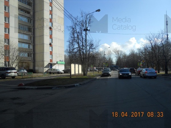 Фотография рекламного носителя, тип: Афиша 1.75x1.8, адрес: Фомичевой ул. Х Свободы ул., д.71, поз.2, стенд 2, Москва, Россия. Сторона A1 №882852