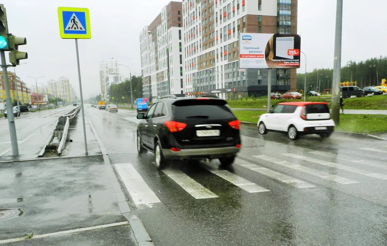 Фотография рекламного носителя, тип: Билборд 3x6, адрес: Краснолесья ул., у Чкалова ул., д.242, Екатеринбург, Свердловская область, Россия. Сторона А №953446