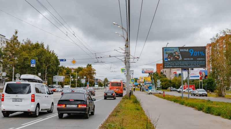 Фотография рекламного носителя, тип: Билборд 3x6, адрес: Удмуртская ул. Х Майская ул., д.300, Ижевск, Республика Удмуртия, Россия. Сторона A1-A10 №671085