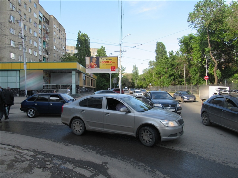 Фотография рекламного носителя, тип: Билборд 3x6, адрес: Астраханская ул., д.51/55, Саратов, Саратовская область, Россия. Сторона Б №819193