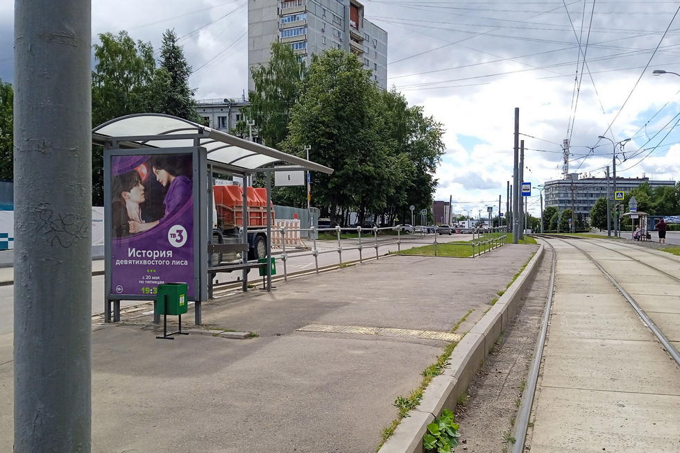 Фотография рекламного носителя, тип: Остановка 1.8x1.2, адрес: Героев Панфиловцев ул., д.31, Москва, Россия. Сторона Б №925828