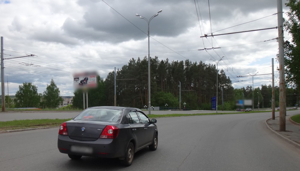 Фотография рекламного носителя, тип: Билборд 3x6, адрес: 40 лет Победы ул. Х Камбарская ул., д.1, Ижевск, Республика Удмуртия, Россия. Сторона B №658649