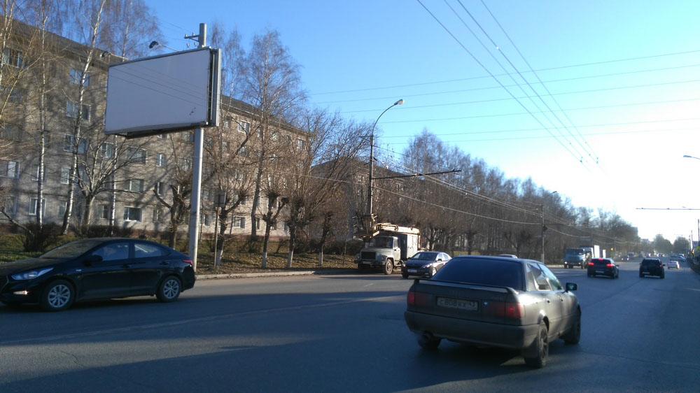 Фотография рекламного носителя, тип: Билборд 3x6, адрес: Октябрьский пр-т., д.30, Киров, Кировская область, Россия. Сторона Б №975055