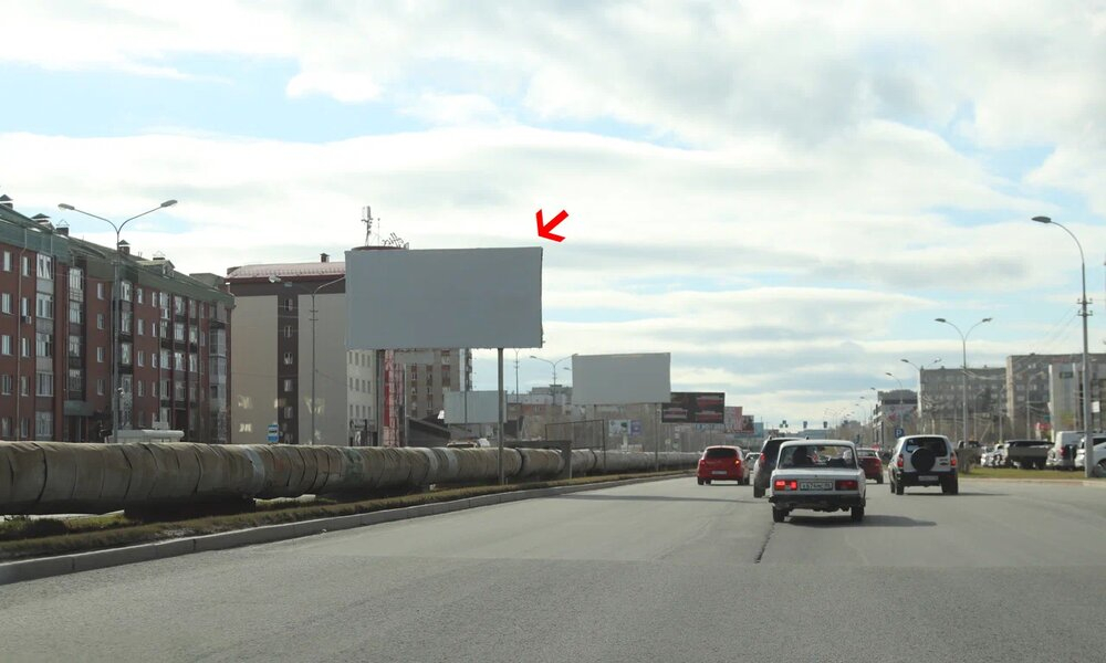 Фотография рекламного носителя, тип: Билборд 3x6, адрес: Мира пр-т., д.44, поз.2, Сургут, Ханты-Мансийский автономный округ – Югра, Россия. Сторона Б №677228