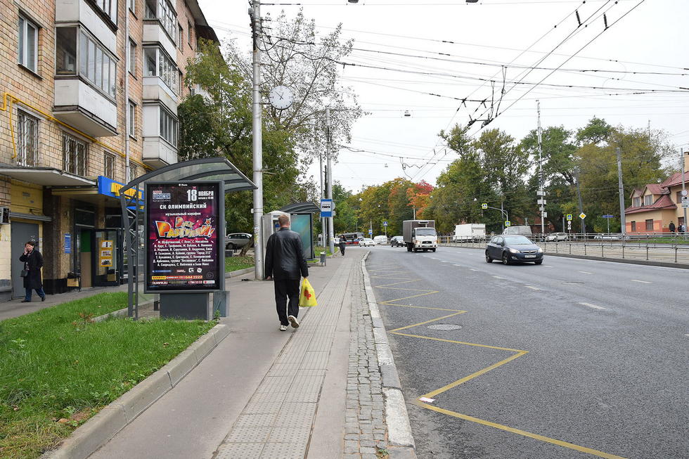 Фотография рекламного носителя, тип: Остановка 1.8x1.2, адрес: Стромынка ул., д.16, поз.2, Москва, Россия. Сторона Б №582550