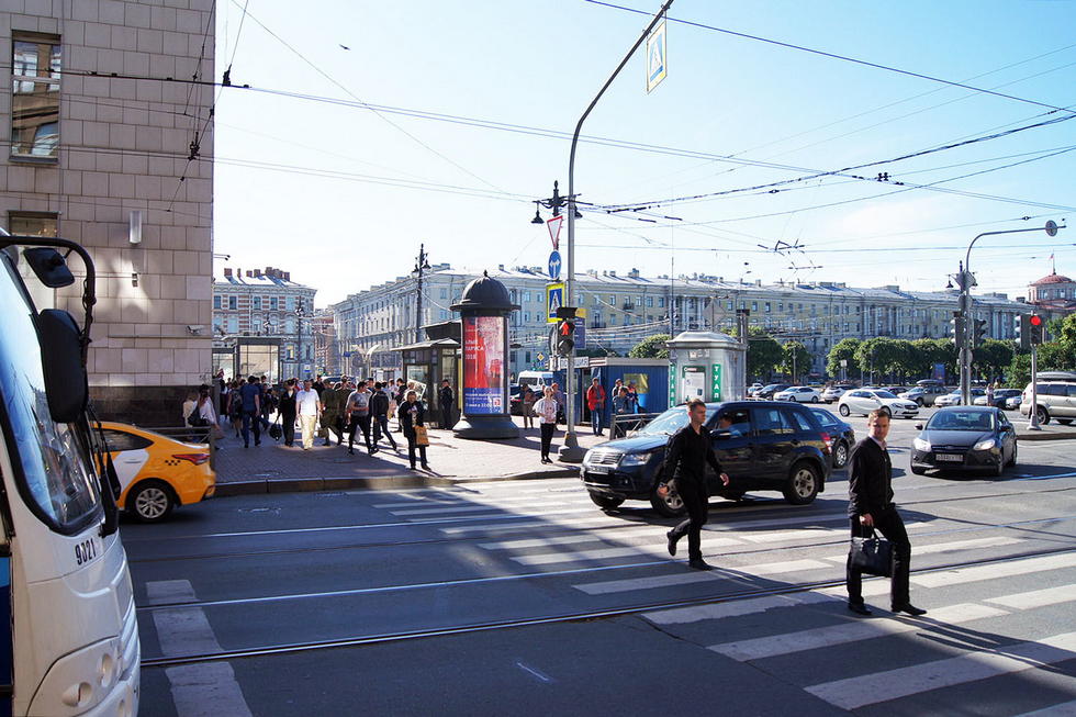 Фотография рекламного носителя, тип: Пиллар 3x1.4, адрес: Комсомола ул. Х Ленина пл., д.6, поз.3, Санкт-Петербург, Россия. Сторона А №658905